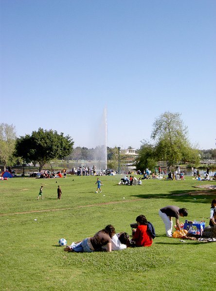 pesach in the Park 2.jpg